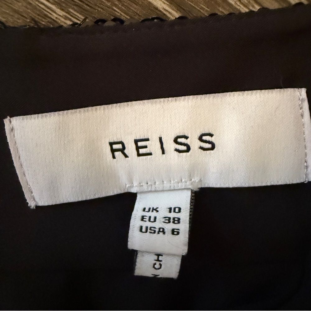 Reiss Dakota Sequin Pencil Skirt in Black - Picture 4 of 6
